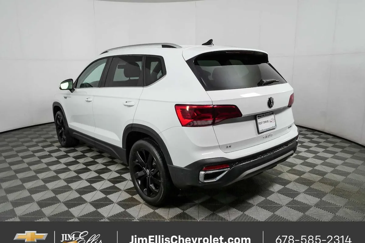 2022 Volkswagen Taos 1.5T SE thumbnail 26