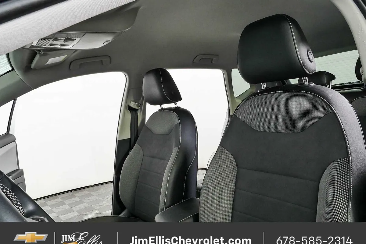 2022 Volkswagen Taos 1.5T SE thumbnail 5