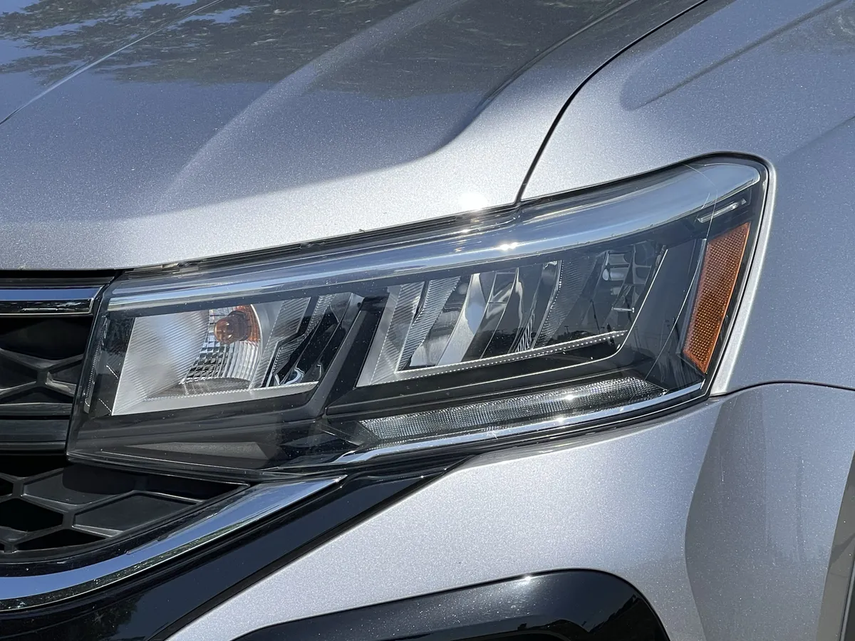 2022 Volkswagen Taos S thumbnail 6