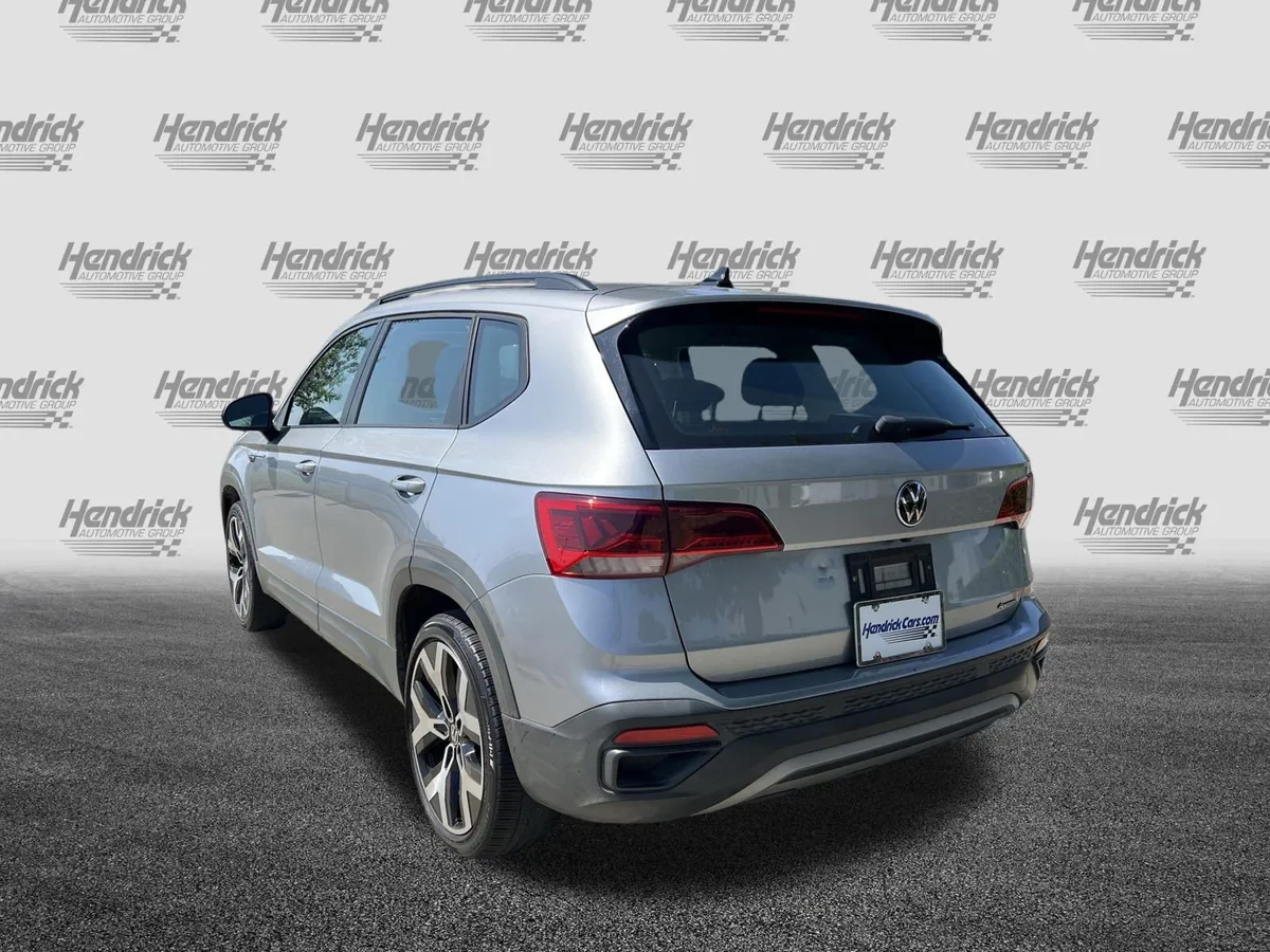 2022 Volkswagen Taos S thumbnail 8