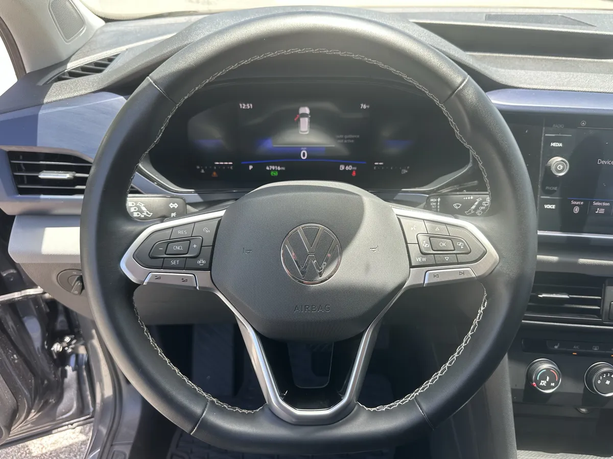 2022 Volkswagen Taos SE thumbnail 18