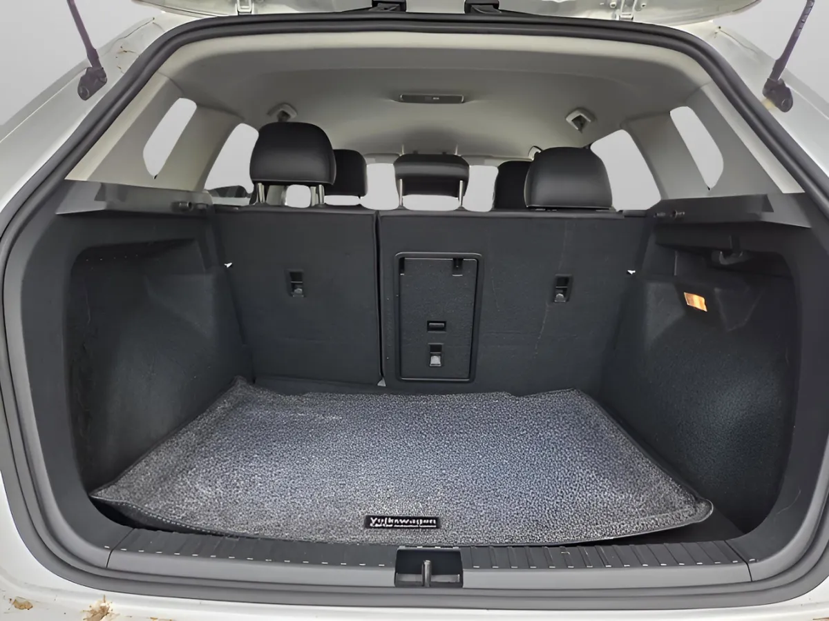 2022 Volkswagen Taos SE thumbnail 26