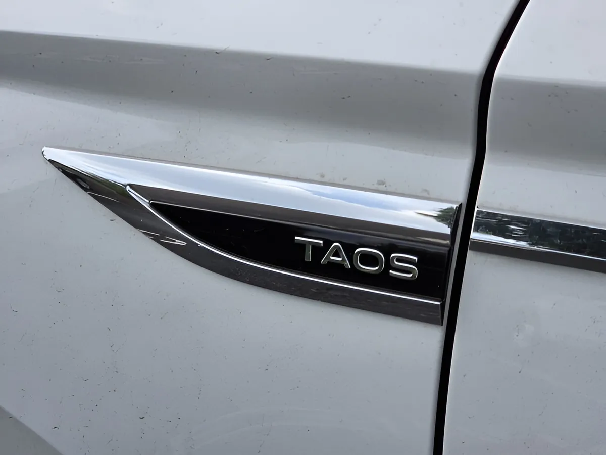 2022 Volkswagen Taos SE thumbnail 33