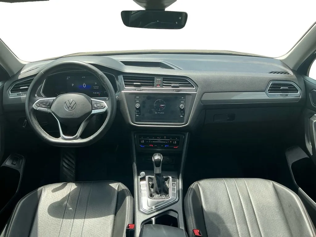 2022 Volkswagen Tiguan 2.0T SE thumbnail 17