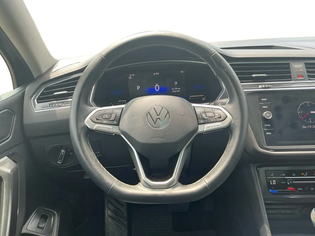 2022 Volkswagen Tiguan 2.0T SE thumbnail 18
