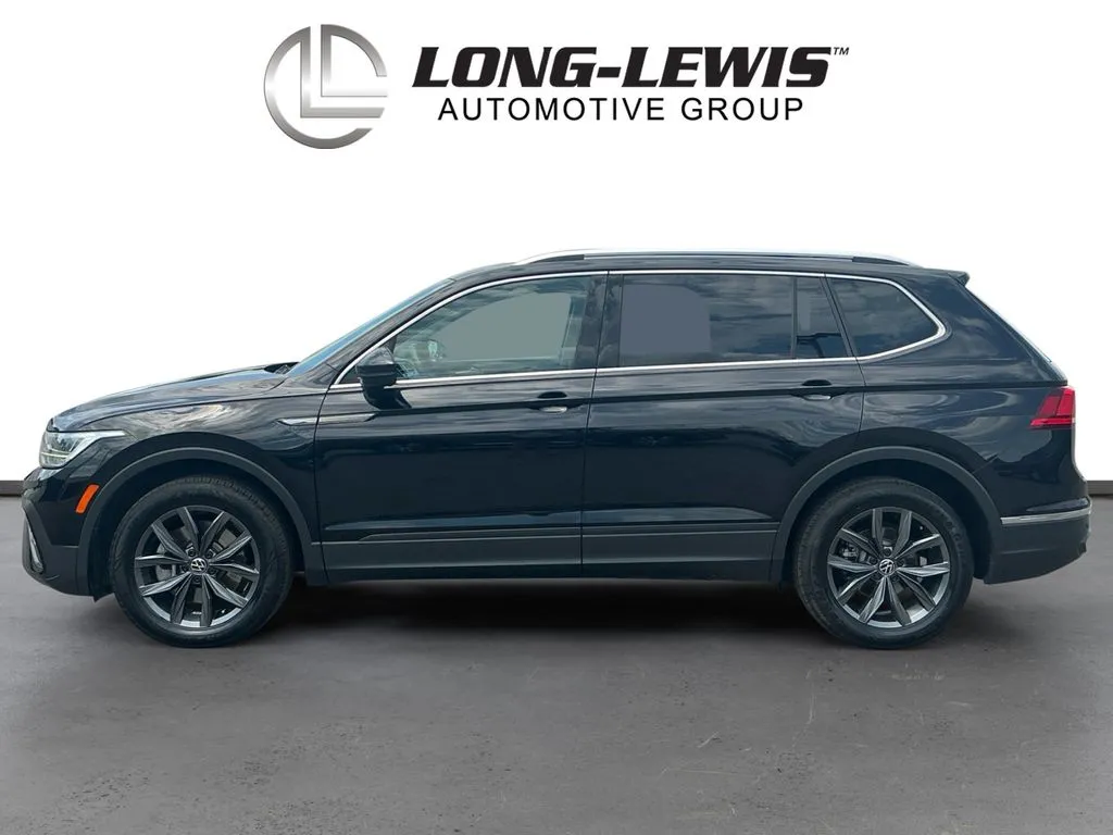 2022 Volkswagen Tiguan 2.0T SE thumbnail 2