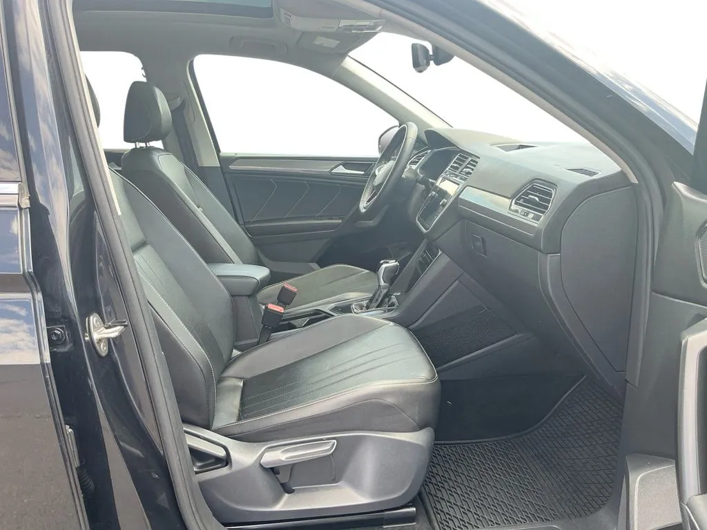 2022 Volkswagen Tiguan 2.0T SE thumbnail 22