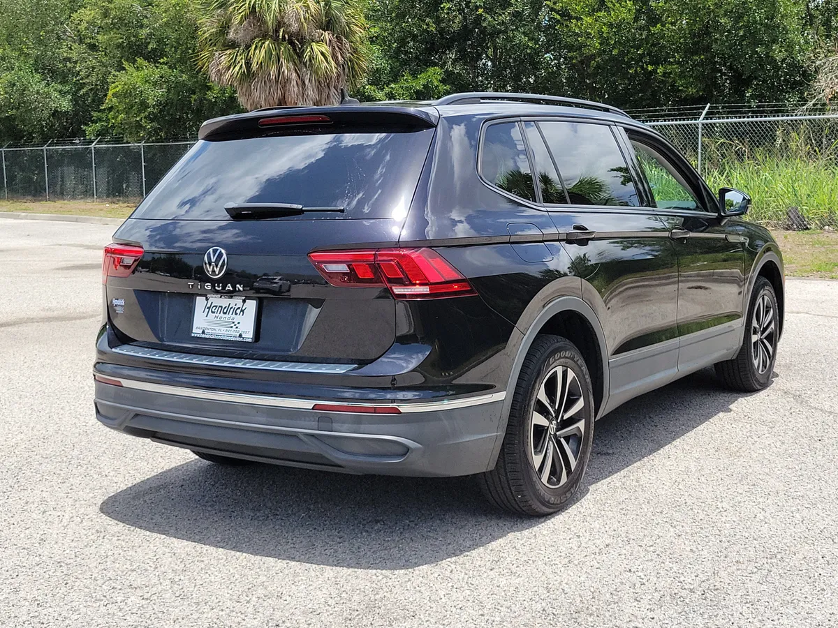 2022 Volkswagen Tiguan S thumbnail 9