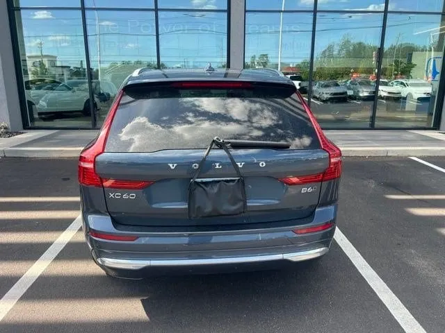 2022 Volvo XC60 B6 AWD Inscription thumbnail 7