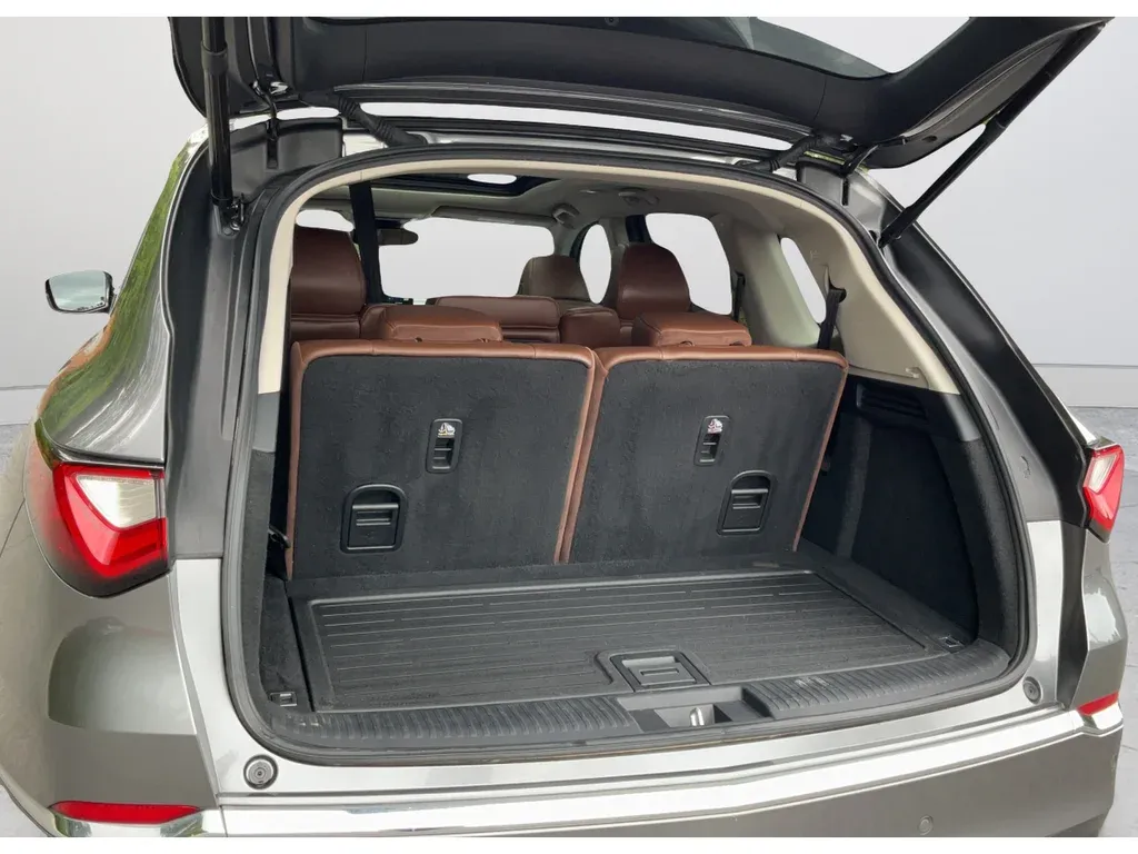2023 Acura MDX Technology thumbnail 18