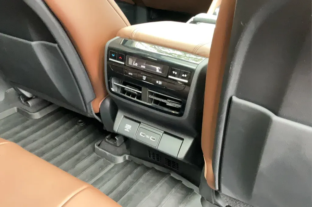 2023 Acura MDX Technology thumbnail 21