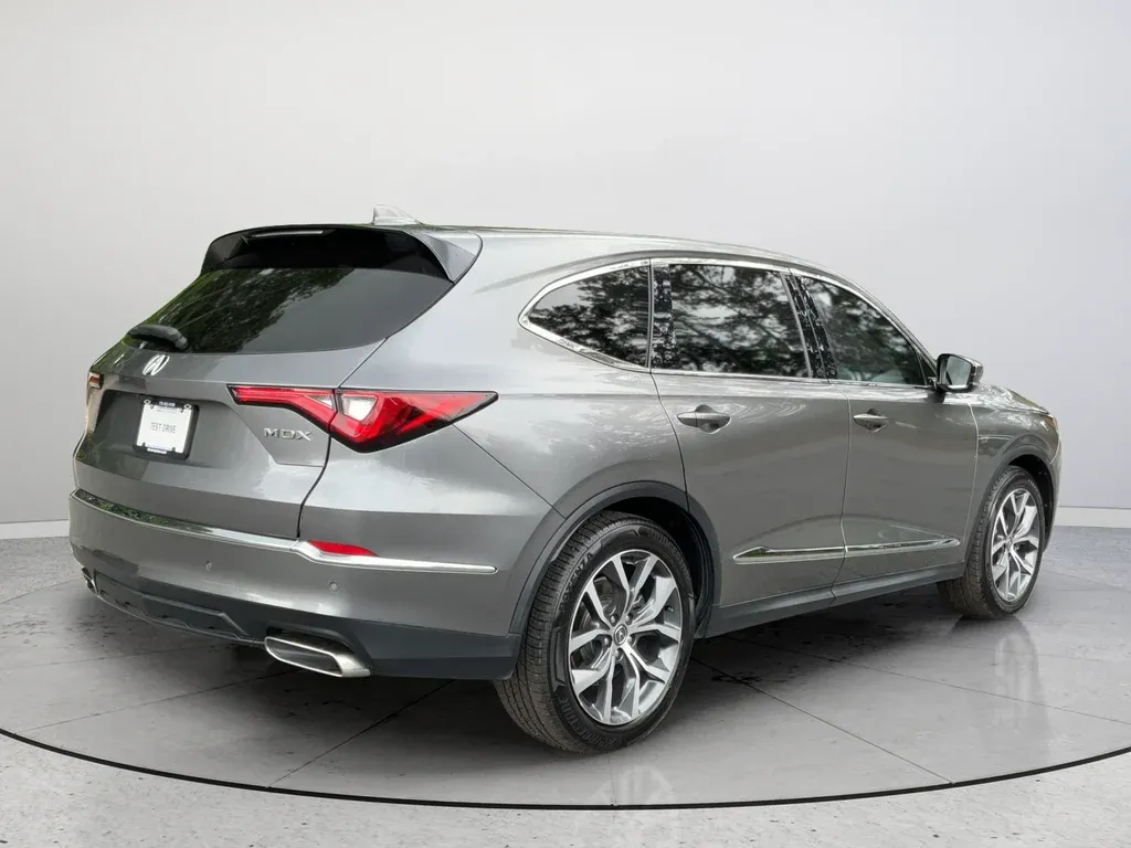 2023 Acura MDX Technology thumbnail 6