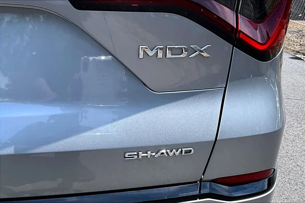 2023 Acura MDX w/A-Spec Package thumbnail 10
