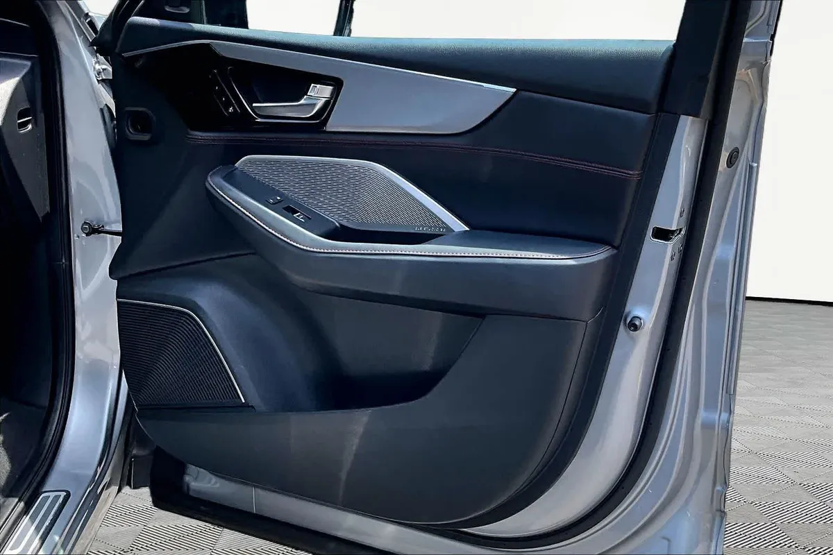 2023 Acura MDX w/A-Spec Package thumbnail 23
