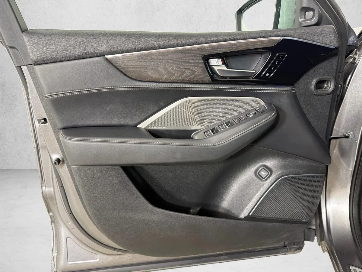 2023 Acura MDX w/Advance Package thumbnail 12