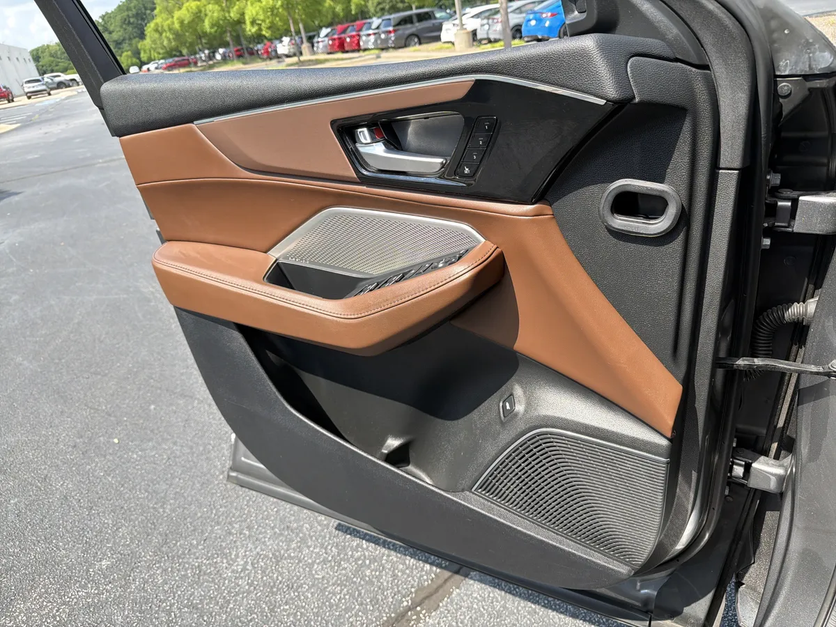 2023 Acura MDX w/Technology Package thumbnail 15