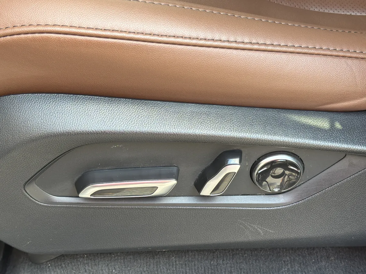 2023 Acura MDX w/Technology Package thumbnail 19