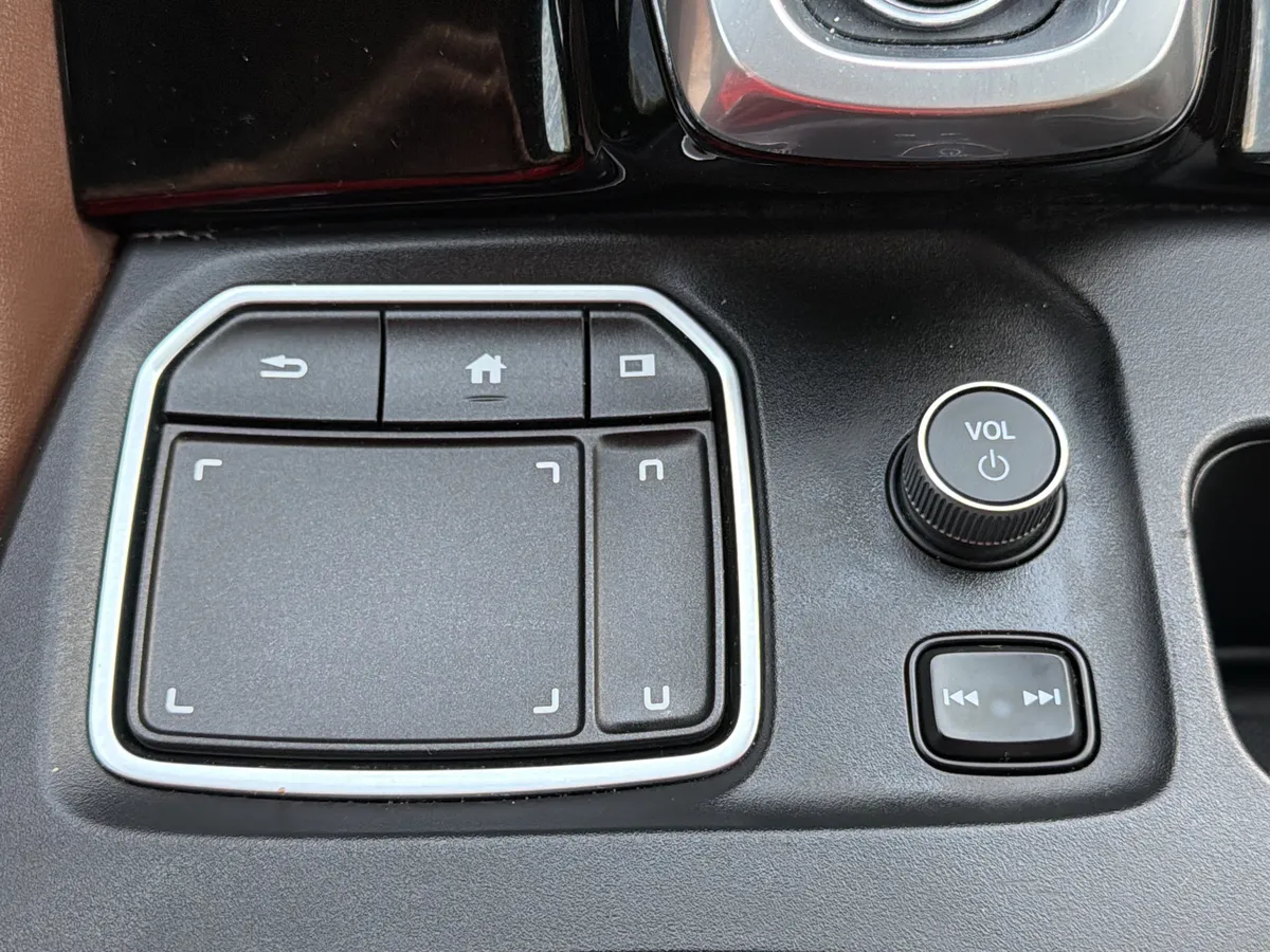 2023 Acura MDX w/Technology Package thumbnail 8
