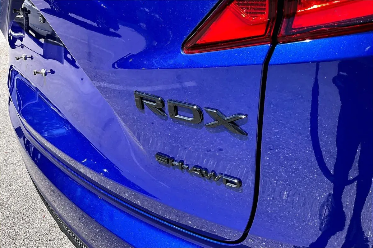 2023 Acura RDX w/A-Spec Advance Package thumbnail 10