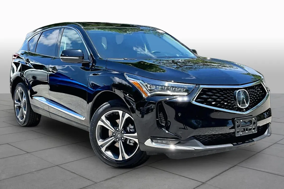 2023 Acura RDX w/Advance Package thumbnail 3