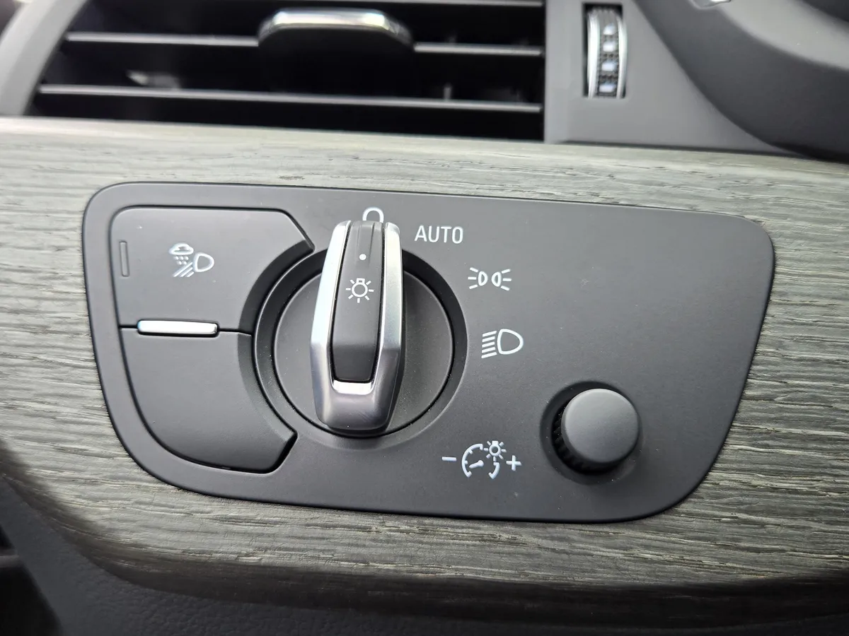 2023 Audi A5 S line Premium thumbnail 31