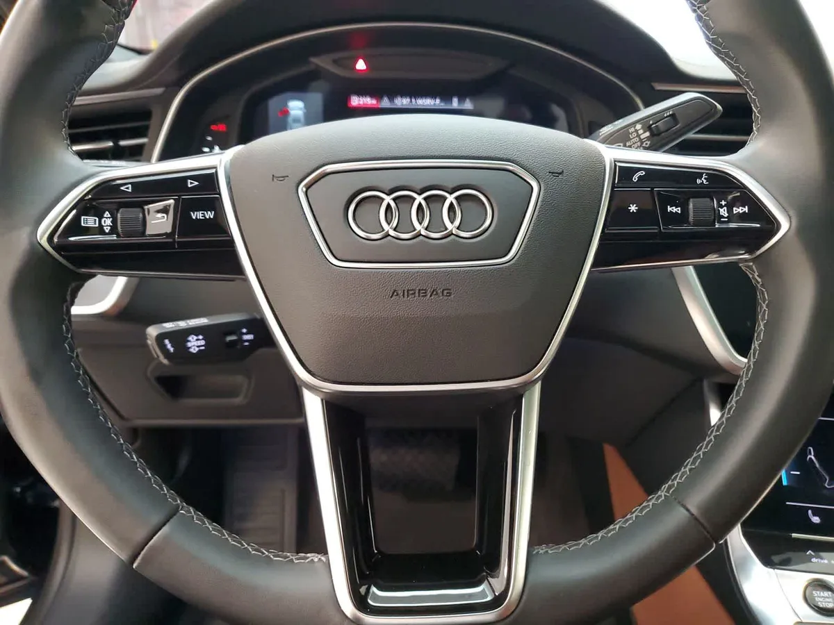 2023 Audi A7 55 Premium thumbnail 12