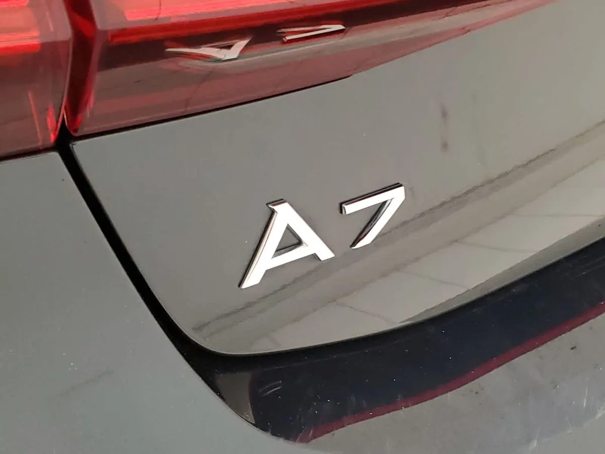 2023 Audi A7 55 Premium thumbnail 23