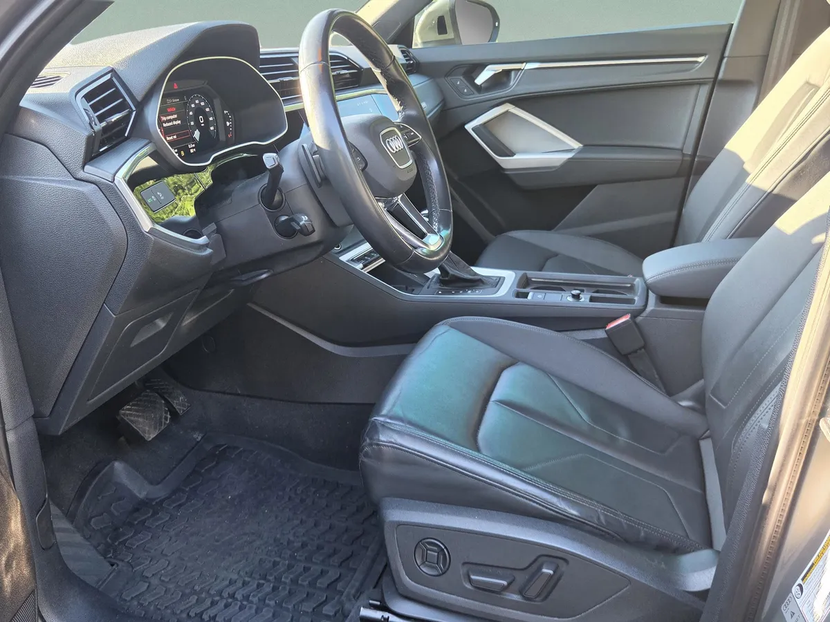 2023 Audi Q3 S line Premium Plus thumbnail 15