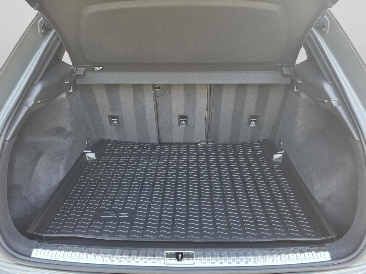 2023 Audi Q3 S line Premium Plus thumbnail 18