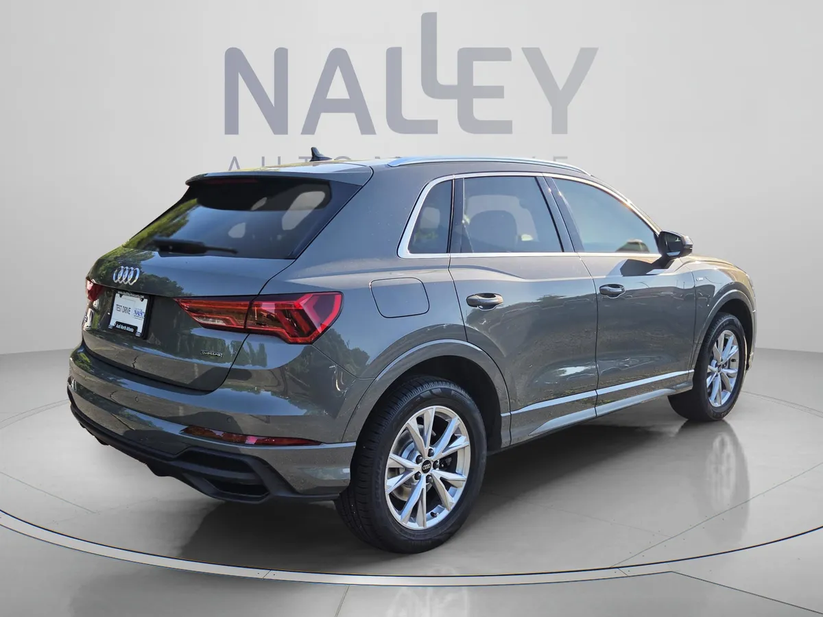 2023 Audi Q3 S line Premium Plus thumbnail 6
