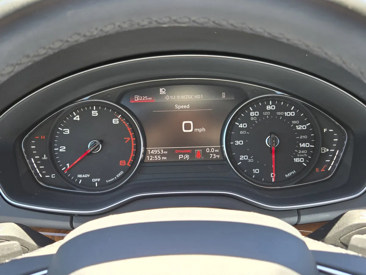 2023 Audi Q5 S line Premium thumbnail 10