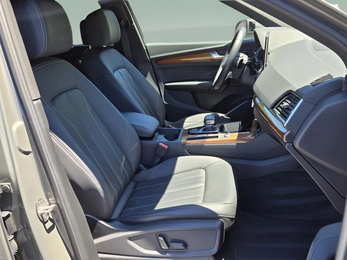 2023 Audi Q5 S line Premium thumbnail 18