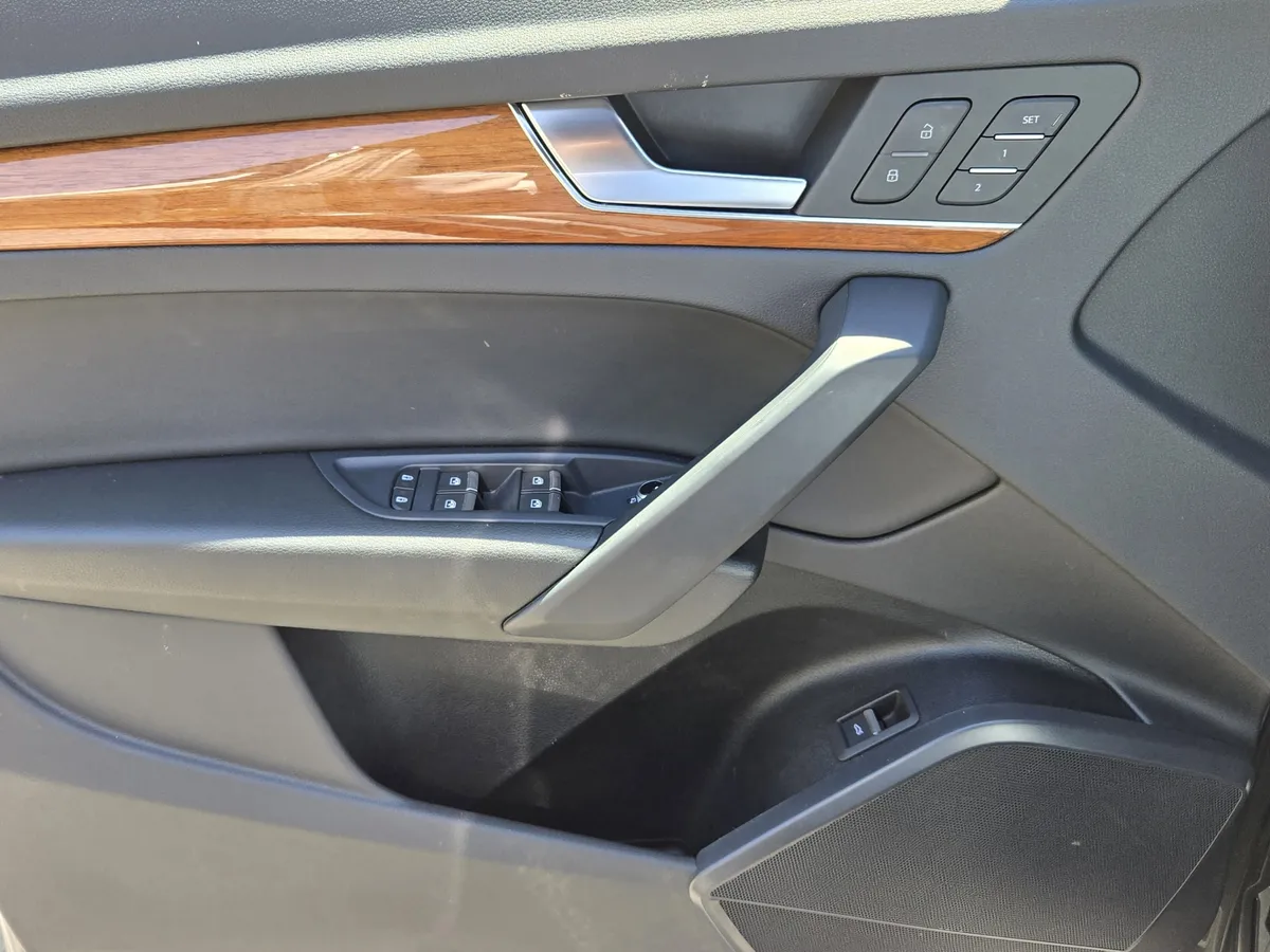 2023 Audi Q5 S line Premium thumbnail 20