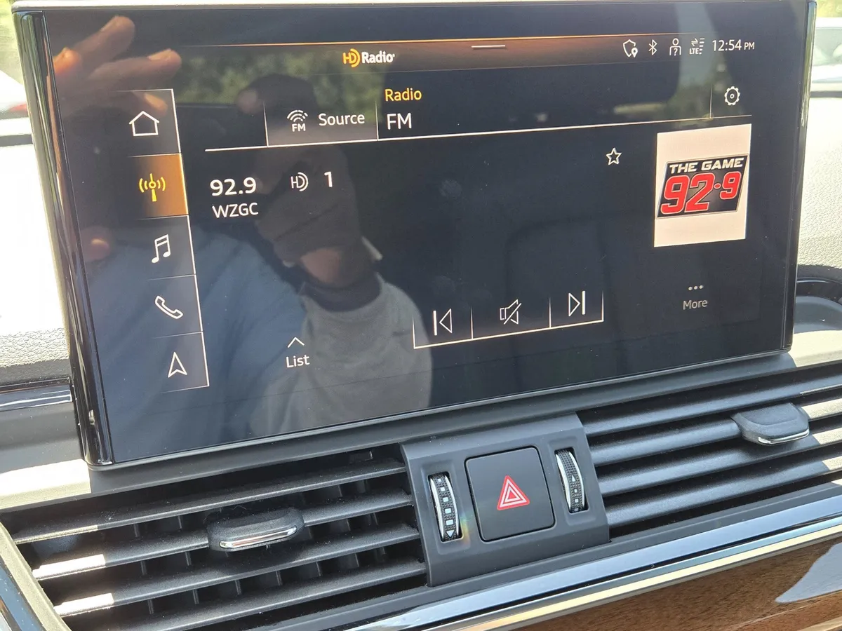 2023 Audi Q5 S line Premium thumbnail 23
