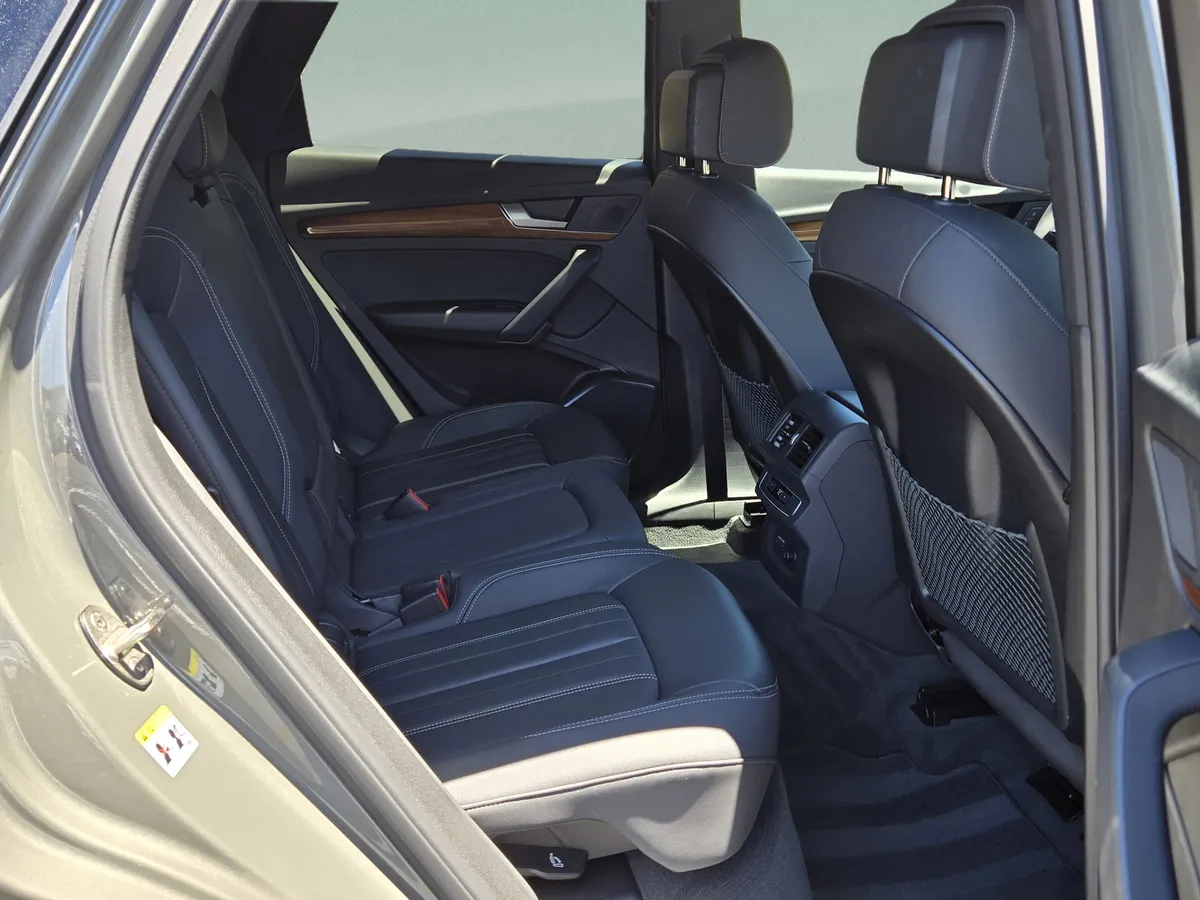 2023 Audi Q5 S line Premium thumbnail 25
