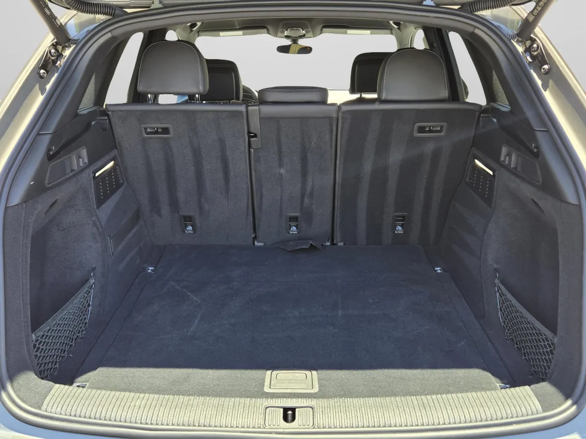 2023 Audi Q5 S line Premium thumbnail 27