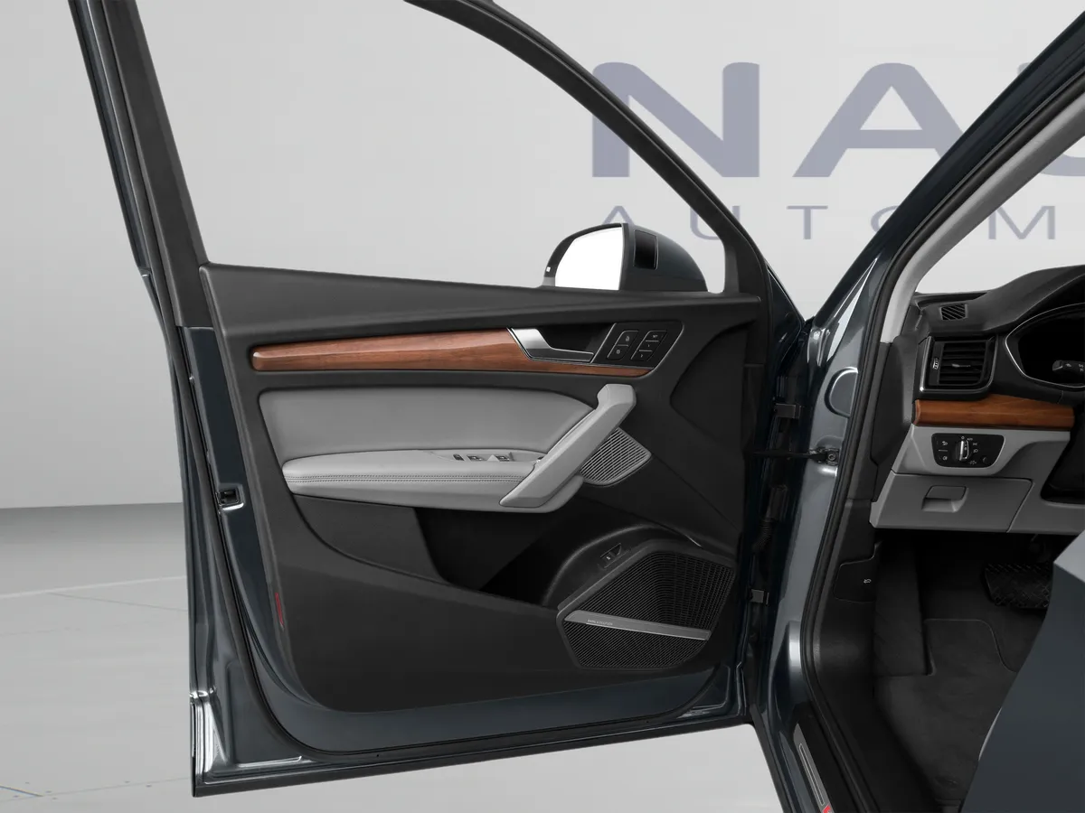 2023 Audi Q5 S line Premium thumbnail 31