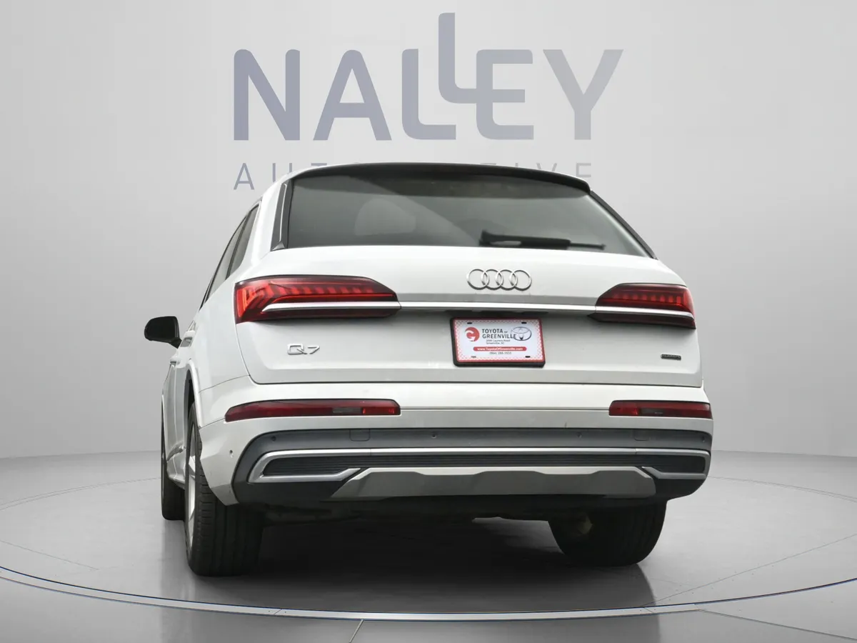 2023 Audi Q7 Premium thumbnail 11