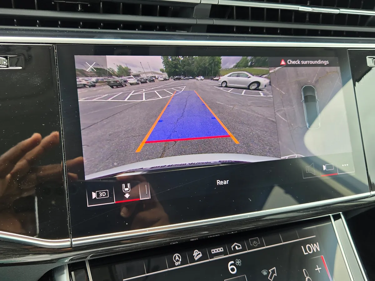 2023 Audi Q7 Premium thumbnail 26