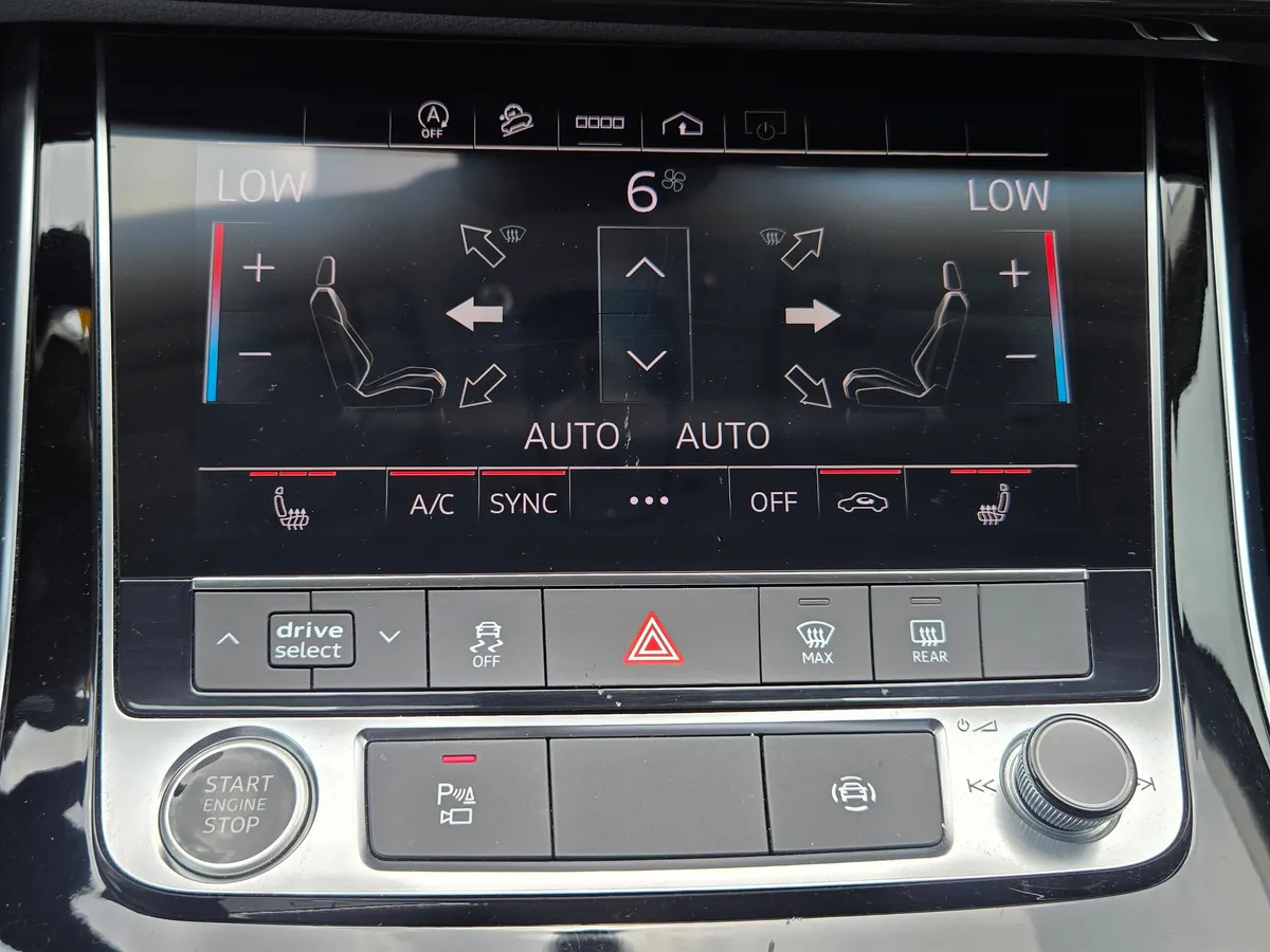 2023 Audi Q7 Premium thumbnail 28