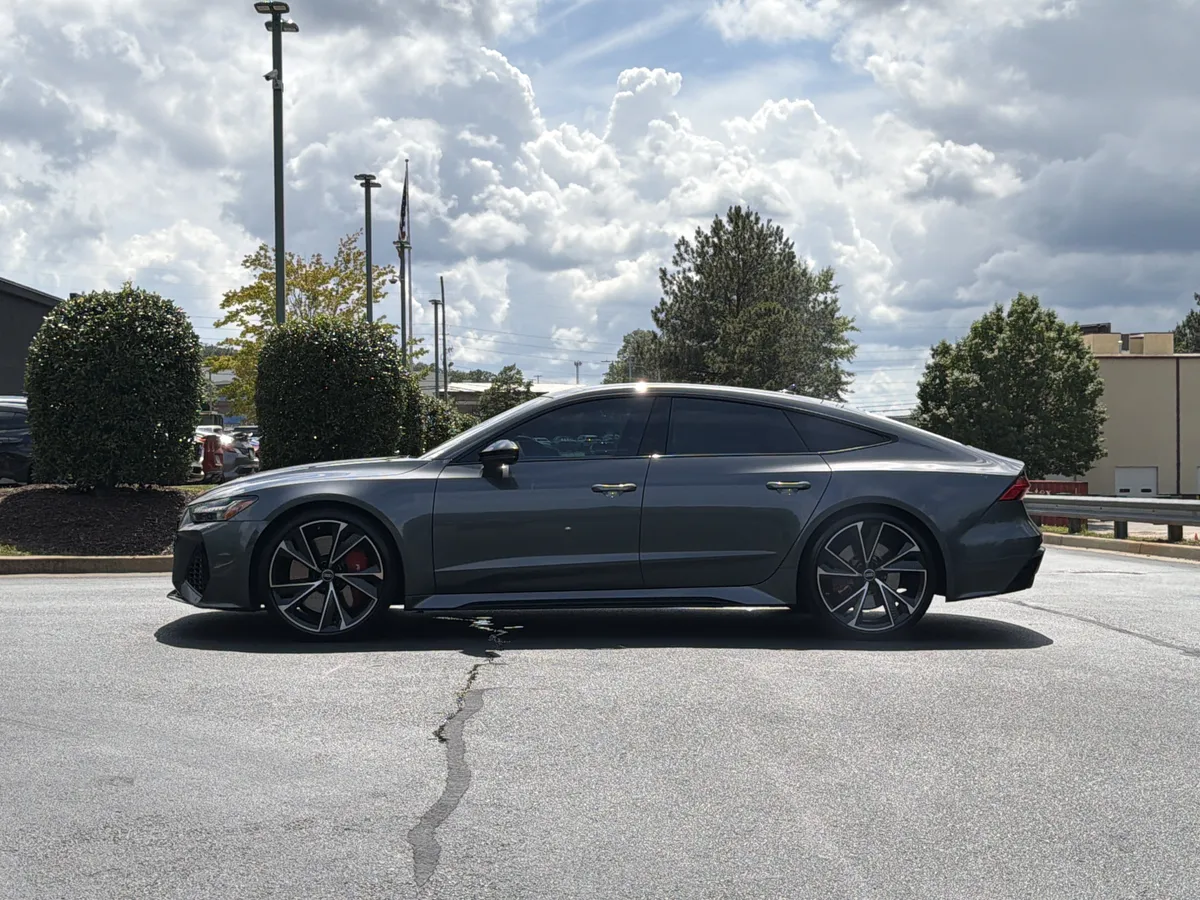 2023 Audi RS 7 thumbnail 14