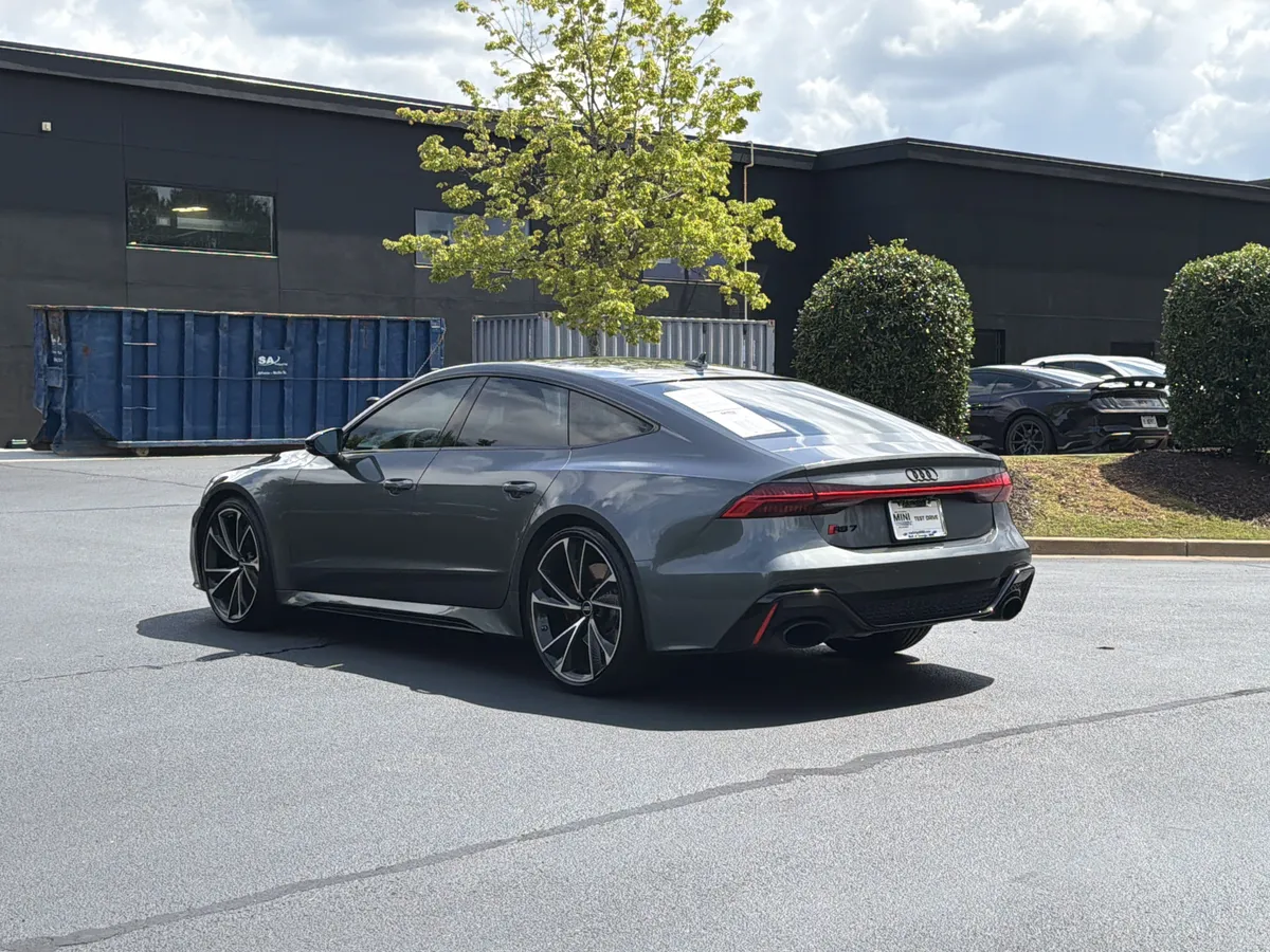 2023 Audi RS 7 thumbnail 15