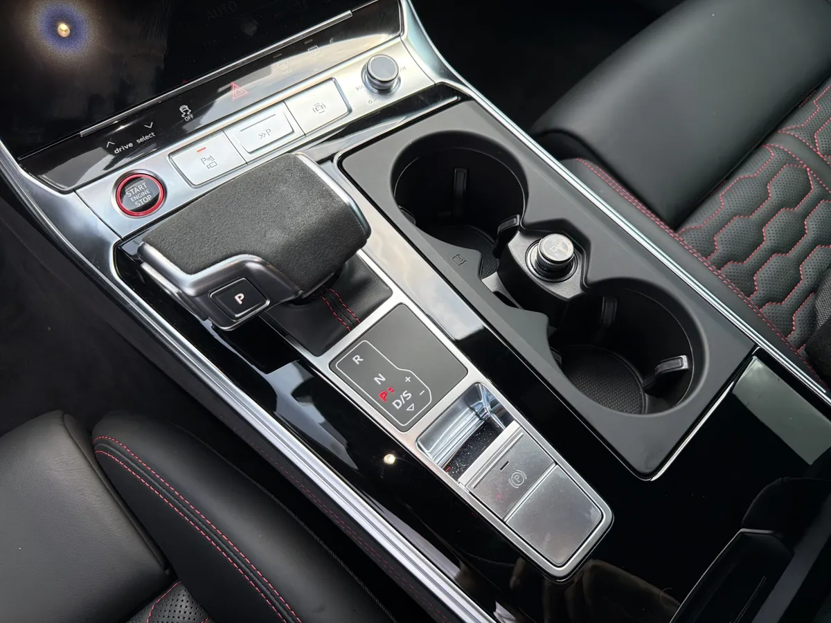 2023 Audi RS 7 thumbnail 30