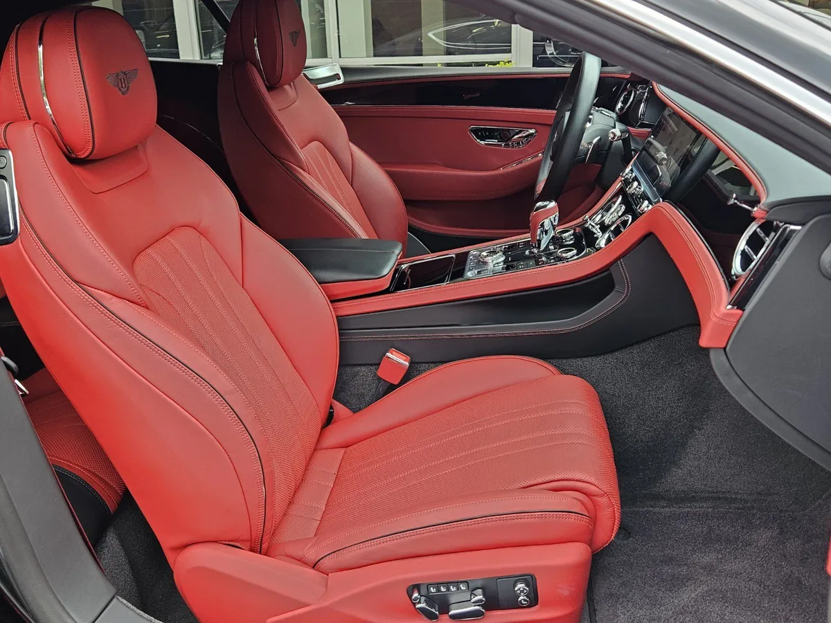 2023 Bentley Continental thumbnail 26
