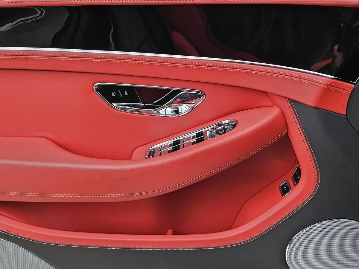 2023 Bentley Continental thumbnail 46