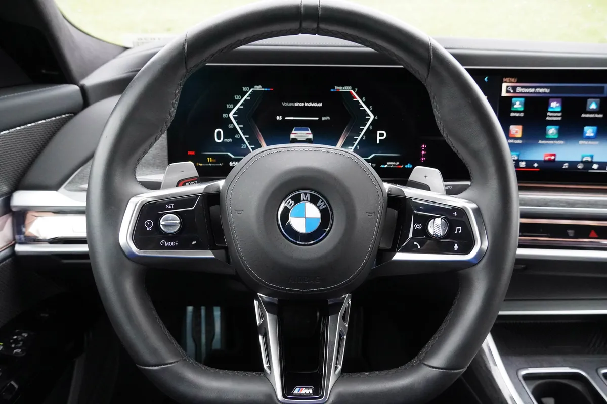 2023 BMW 7 Series 760i xDrive thumbnail 18