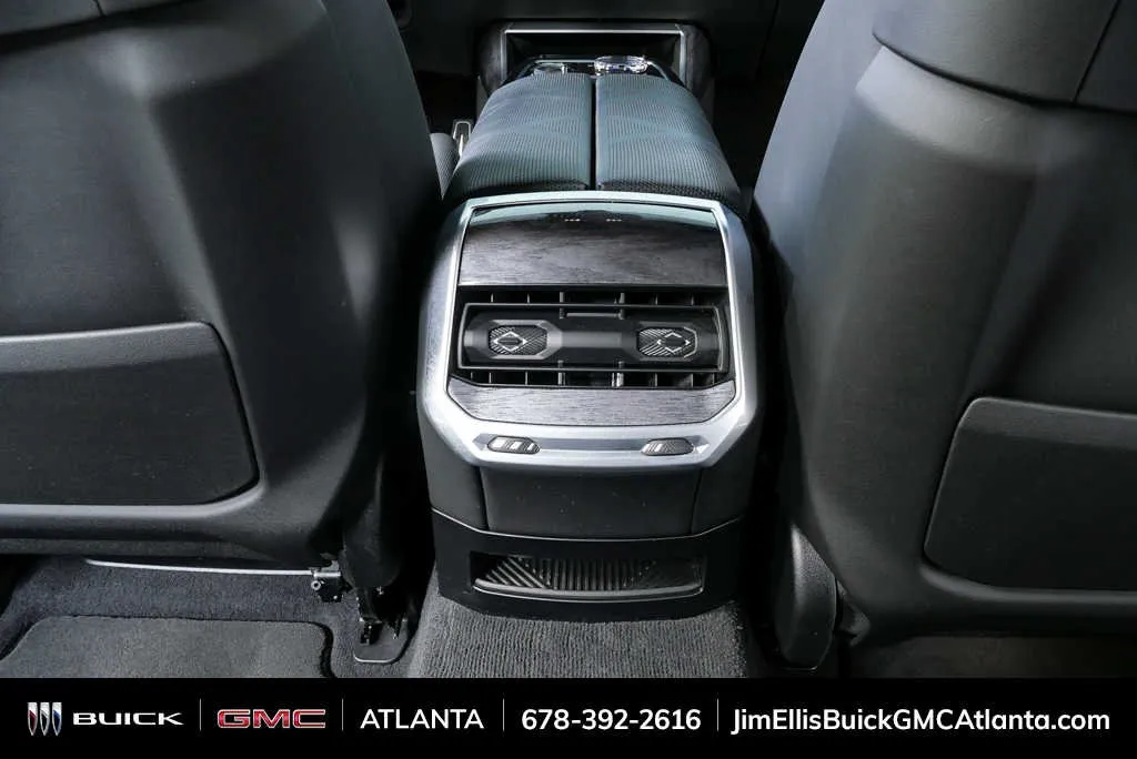 2023 BMW 760i xDrive 760i xDrive thumbnail 19