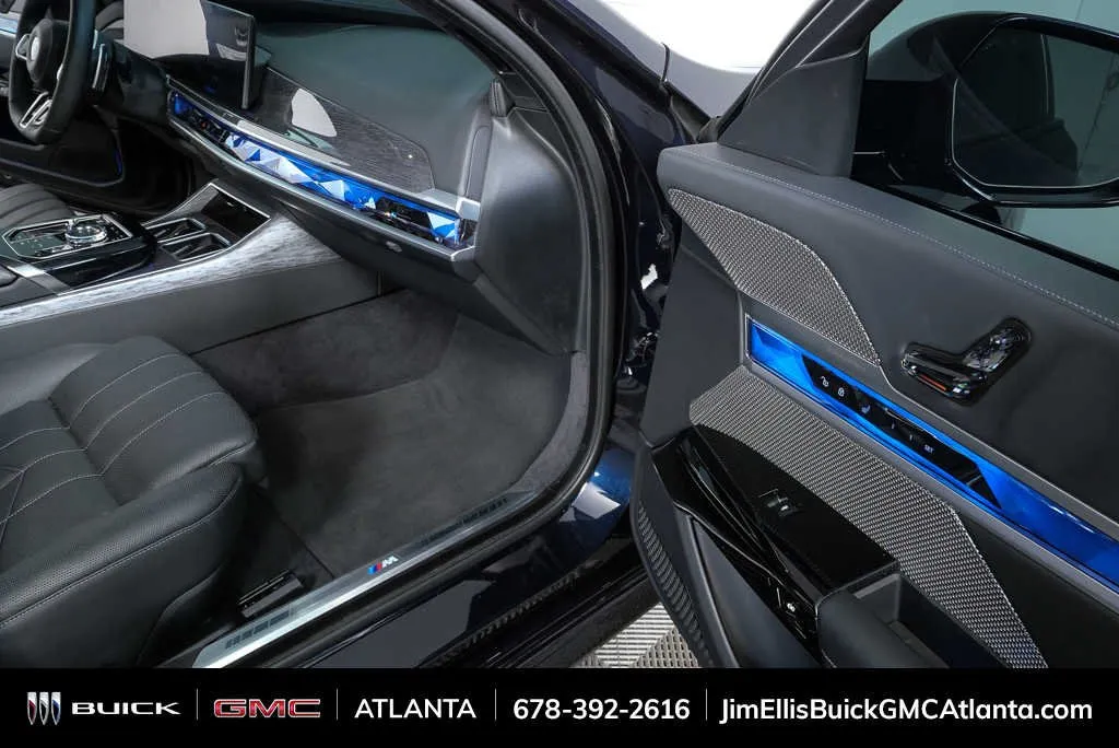 2023 BMW 760i xDrive 760i xDrive thumbnail 24