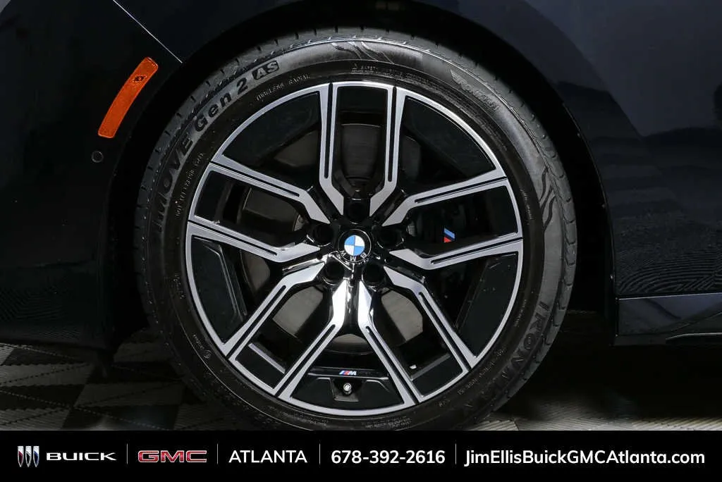 2023 BMW 760i xDrive 760i xDrive thumbnail 37