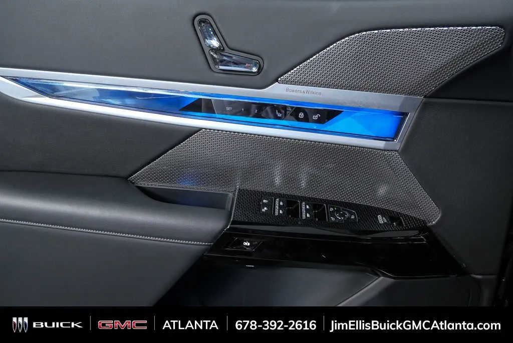 2023 BMW 760i xDrive 760i xDrive thumbnail 6